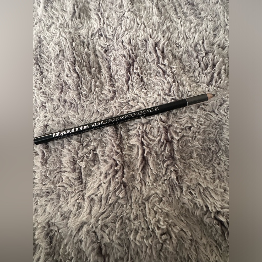 Hollywood n vine eyeliner